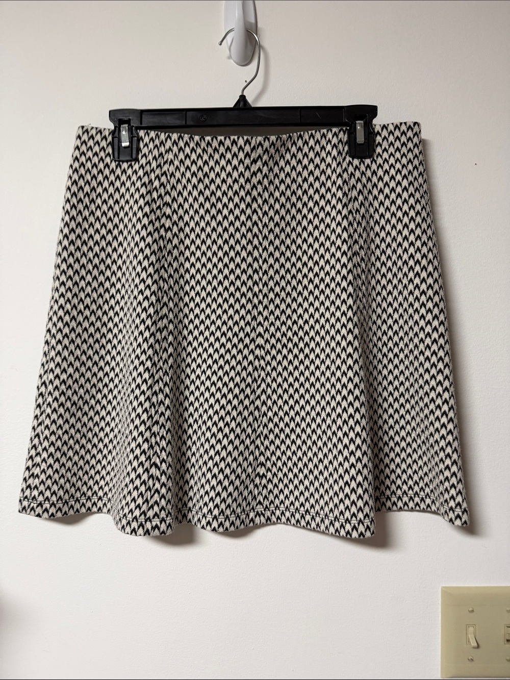 LOFT Black and White Chevron Skater Skirt